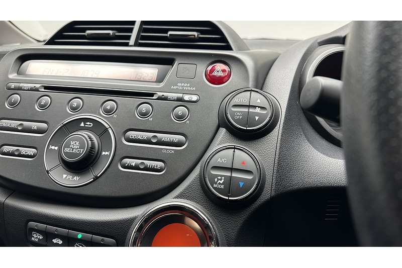 Used Honda Jazz 2015 for sale - 77188880: Photo 41