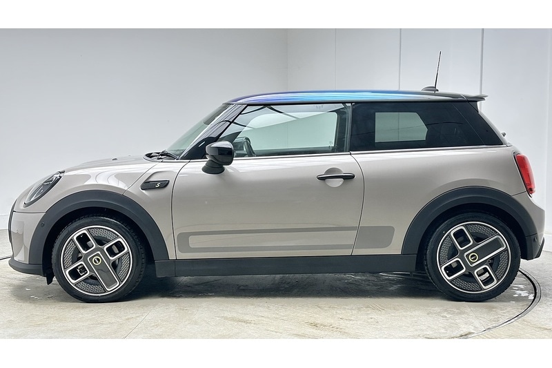 Used MINI Hatch 2022 for sale - 77720596: Photo 6