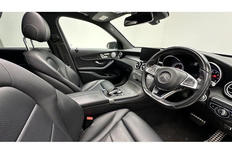 Used Mercedes-Benz GLC 2018 for sale - 76958506: Photo 32