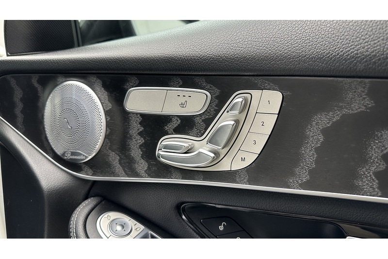 Used Mercedes-Benz GLC 2018 for sale - 76958506: Photo 36