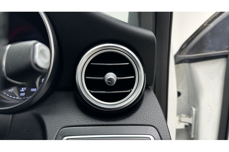 Used Mercedes-Benz GLC 2018 for sale - 76958506: Photo 39