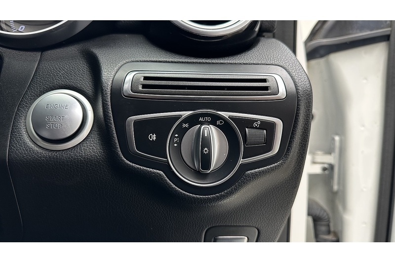 Used Mercedes-Benz GLC 2018 for sale - 76958506: Photo 40