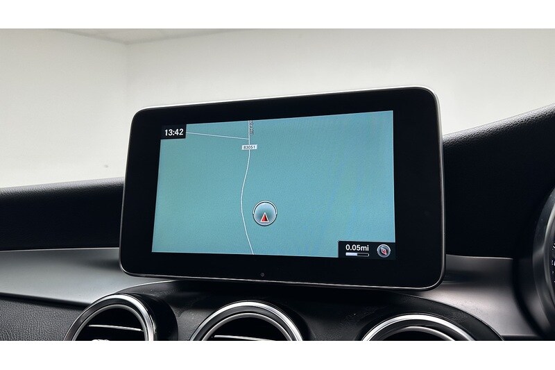 Used Mercedes-Benz GLC 2018 for sale - 76958506: Photo 46