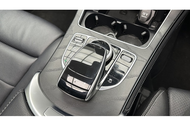 Used Mercedes-Benz GLC 2018 for sale - 76958506: Photo 59