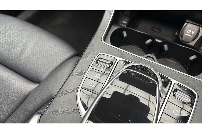 Used Mercedes-Benz GLC 2018 for sale - 76958506: Photo 60