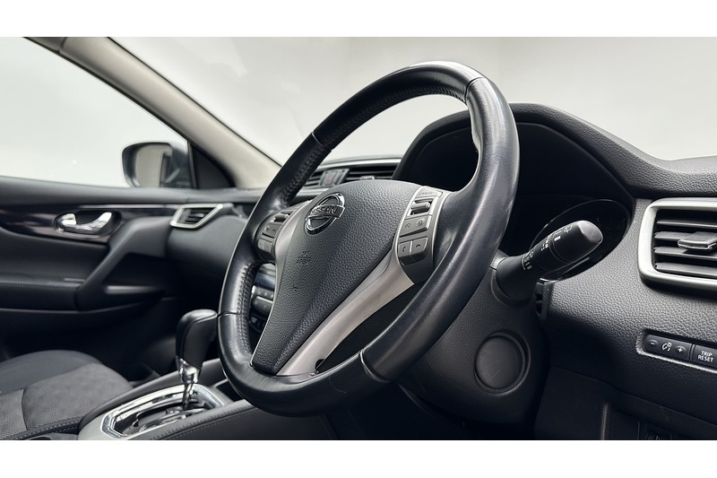 Used Nissan Qashqai 2016 for sale - 76784403: Photo 28