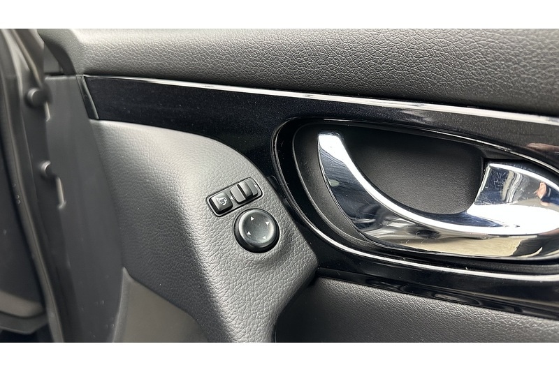 Used Nissan Qashqai 2016 for sale - 76784403: Photo 30