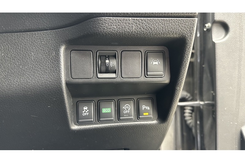 Used Nissan Qashqai 2016 for sale - 76784403: Photo 32