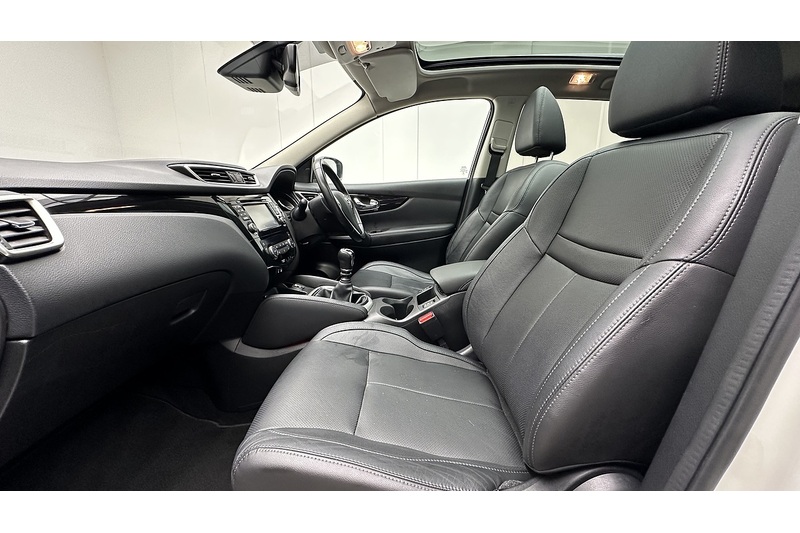 Used Nissan Qashqai 2017 for sale - 77153975: Photo 19