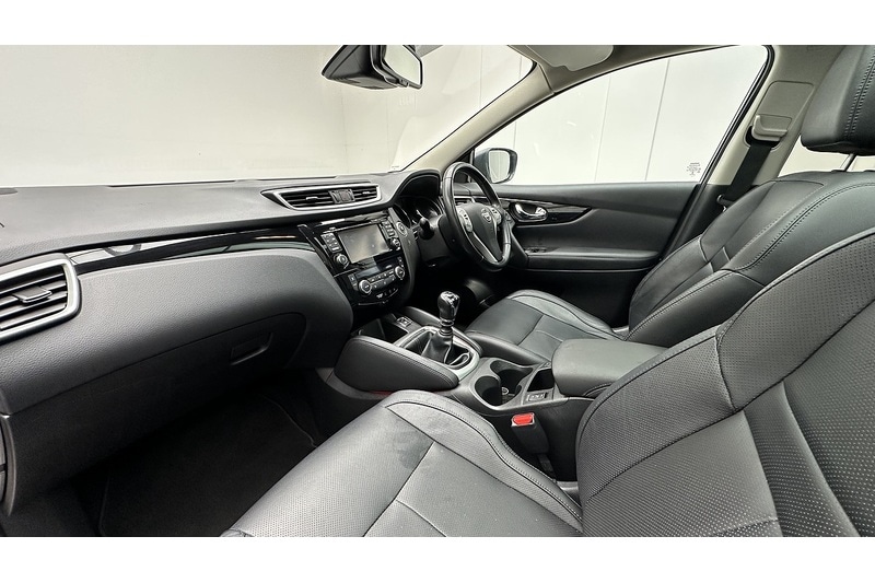 Used Nissan Qashqai 2017 for sale - 77153975: Photo 20