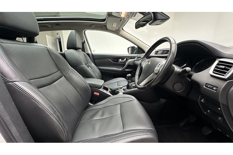 Used Nissan Qashqai 2017 for sale - 77153975: Photo 29