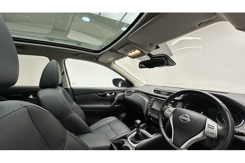 Used Nissan Qashqai 2017 for sale - 77153975: Photo 31