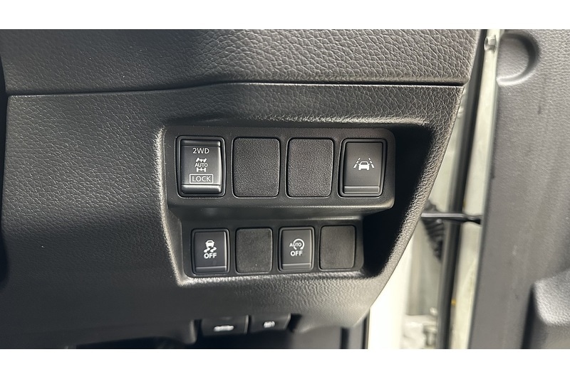 Used Nissan Qashqai 2017 for sale - 77153975: Photo 38