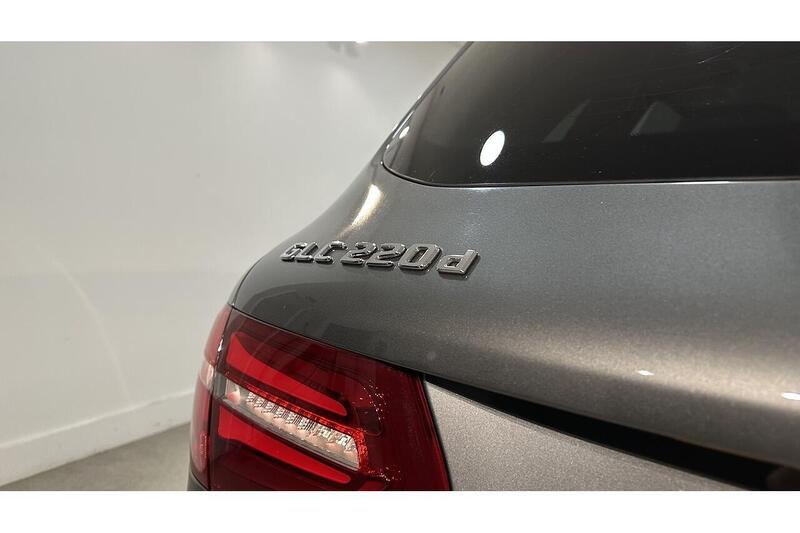 Used Mercedes-Benz GLC 2018 for sale - 76784473: Photo 16