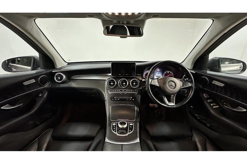 Used Mercedes-Benz GLC 2018 for sale - 76784473: Photo 2