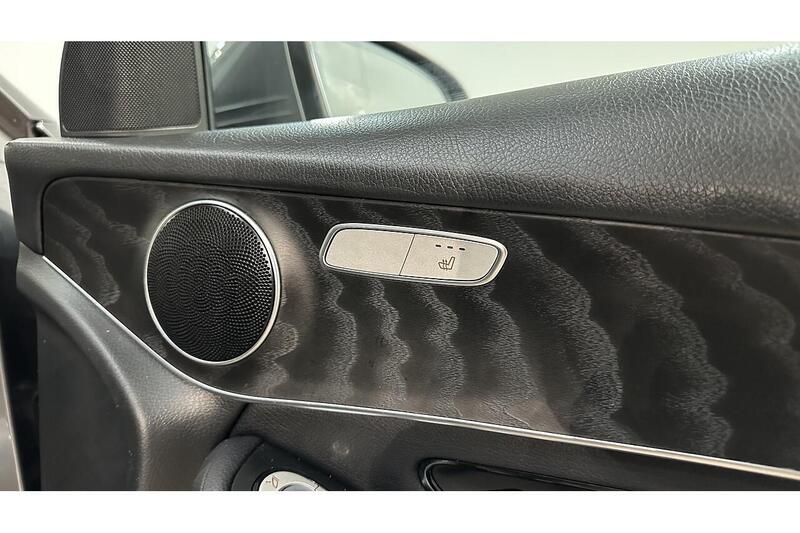 Used Mercedes-Benz GLC 2018 for sale - 76784473: Photo 32