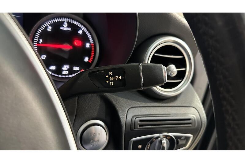 Used Mercedes-Benz GLC 2018 for sale - 76784473: Photo 38