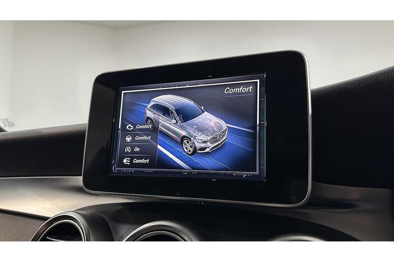 Used Mercedes-Benz GLC 2018 for sale - 76784473: Photo 46