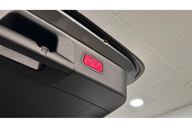 Used Mercedes-Benz GLC 2018 for sale - 76784473: Photo 59