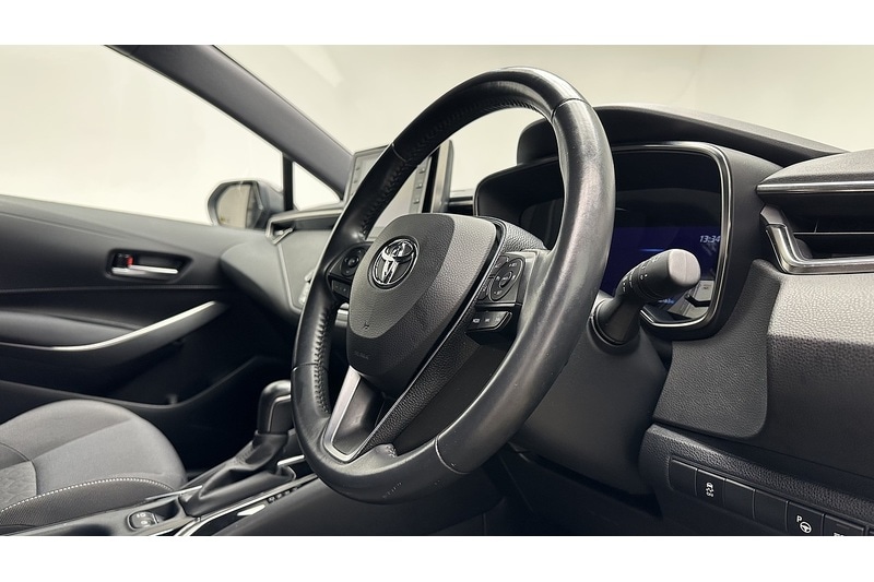 Used Toyota Corolla 2020 for sale - 76784400: Photo 31