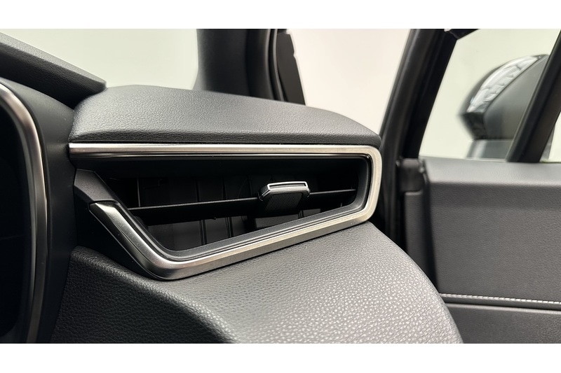 Used Toyota Corolla 2020 for sale - 76784400: Photo 35