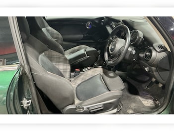 Used MINI Hatch 2017 for sale - 77920924: Photo