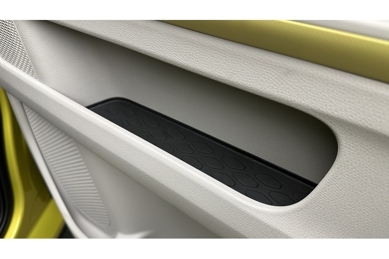 Used Volkswagen ID.Buzz 2023 for sale - 78144219: Photo 31