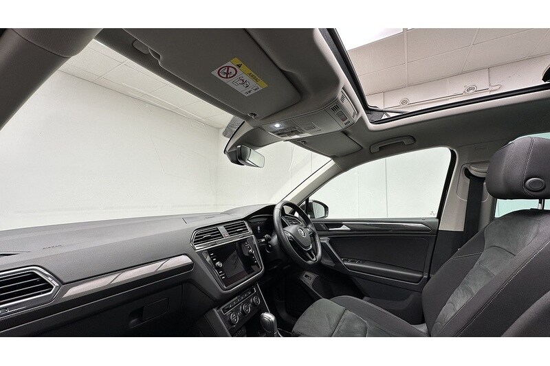 Used Volkswagen Tiguan 2018 for sale - 77617826: Photo 22