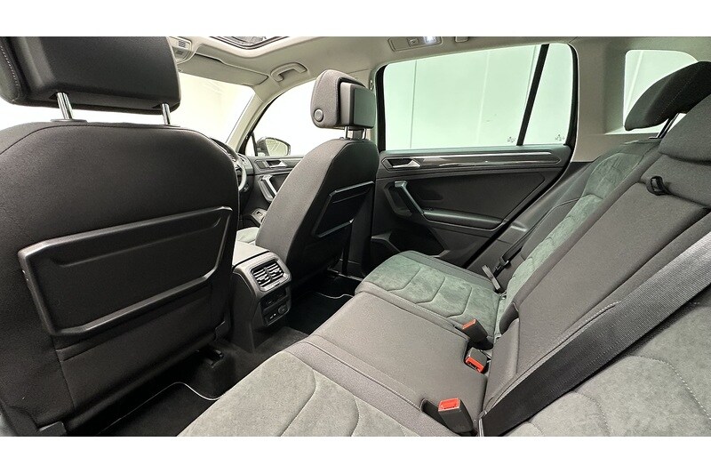 Used Volkswagen Tiguan 2018 for sale - 77617826: Photo 25