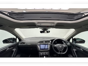 Used Volkswagen Tiguan 2018 for sale - 77617826: Photo