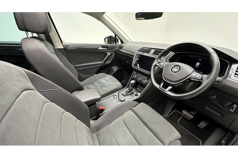 Used Volkswagen Tiguan 2018 for sale - 77617826: Photo 32