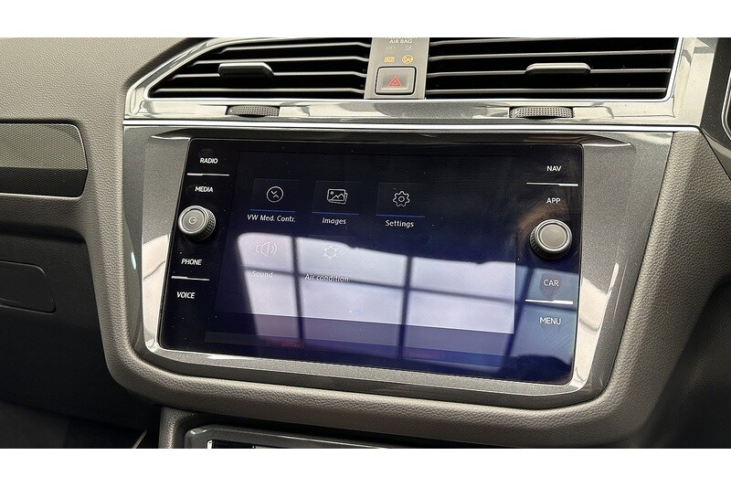 Used Volkswagen Tiguan 2018 for sale - 77617826: Photo 51