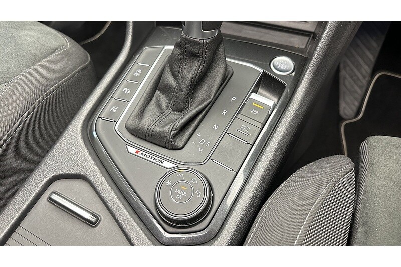 Used Volkswagen Tiguan 2018 for sale - 77617826: Photo 59