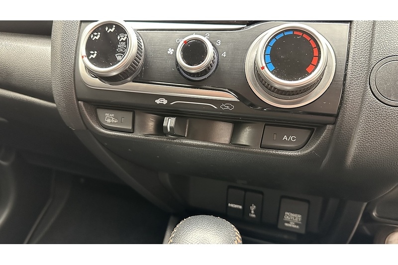 Used Honda Jazz 2018 for sale - 77880665: Photo 44