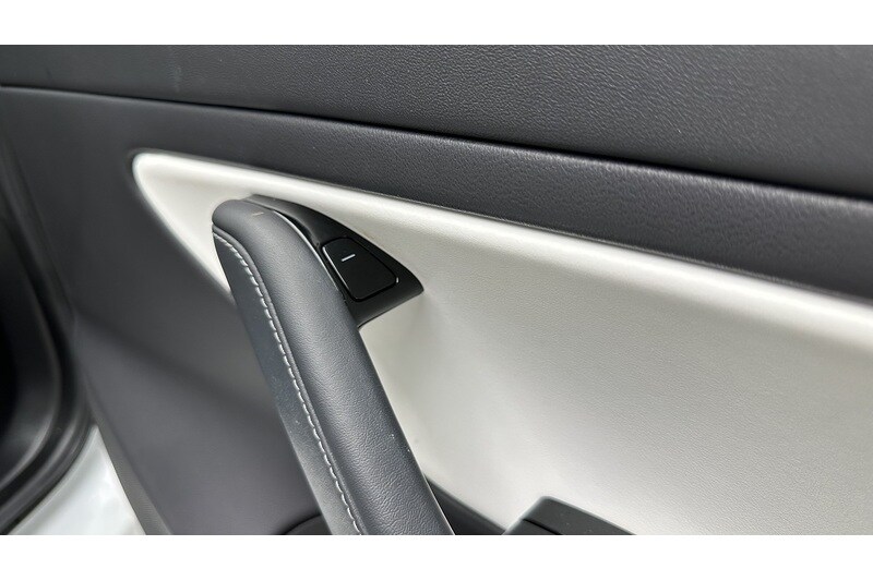 Used Tesla Model 3 2019 for sale - 77821942: Photo 31