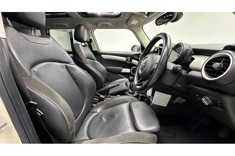 Used MINI Hatch 2017 for sale - 77579521: Photo 31