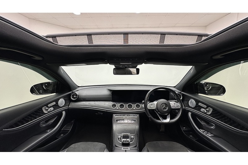 Used Mercedes-Benz E Class 2019 for sale - 76784427: Photo 2