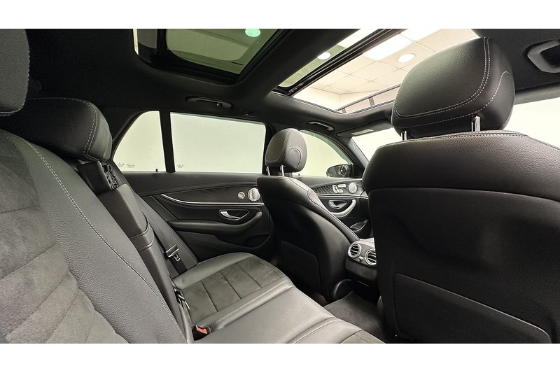 Used Mercedes-Benz E Class 2019 for sale - 76784427: Photo 29