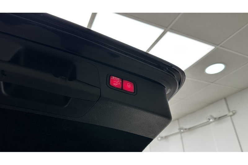 Used Mercedes-Benz E Class 2019 for sale - 76784427: Photo 61