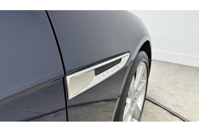 Used Jaguar XE for sale - 77821944: Photo 18