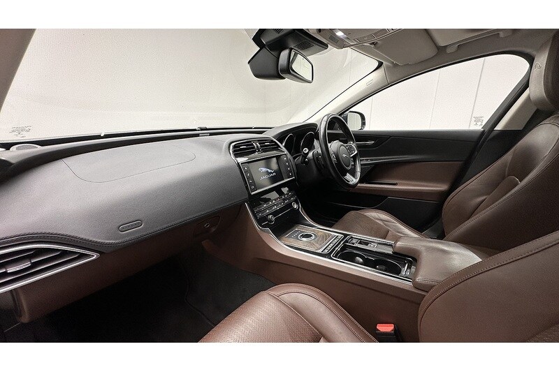 Used Jaguar XE for sale - 77821944: Photo 23