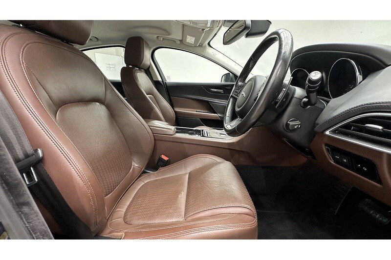 Used Jaguar XE for sale - 77821944: Photo 29