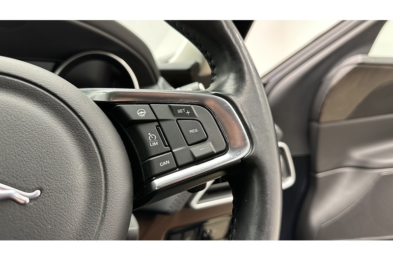 Used Jaguar XE for sale - 77821944: Photo 42