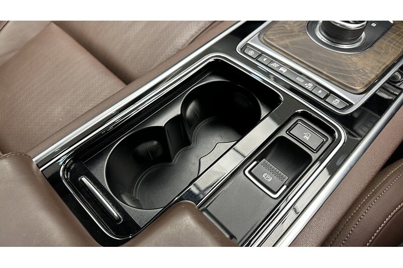 Used Jaguar XE for sale - 77821944: Photo 50