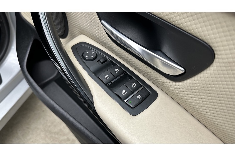 Used BMW 4 Series 2017 for sale - 78159824: Photo 31