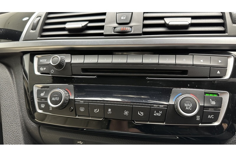 Used BMW 4 Series 2017 for sale - 78159824: Photo 45