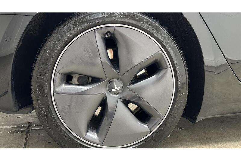 Used Tesla Model 3 2019 for sale - 76784602: Photo 16