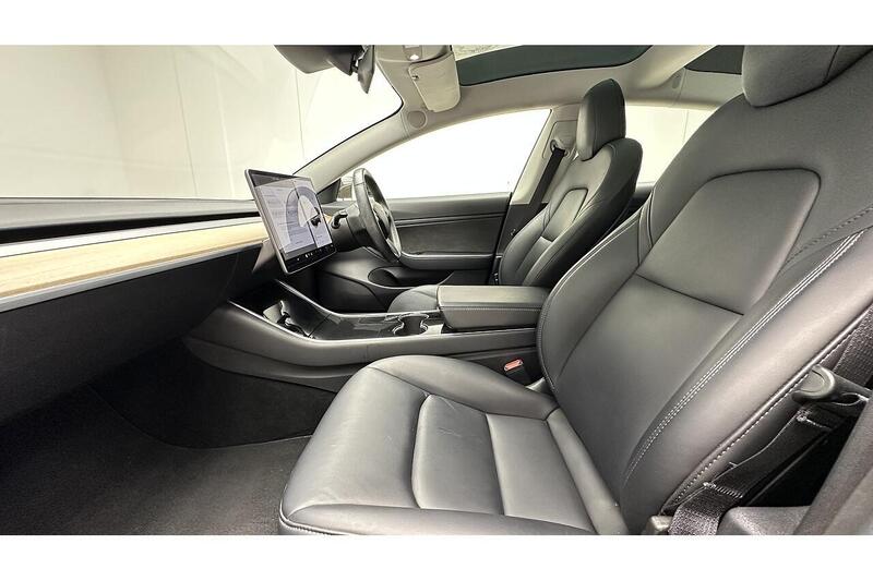 Used Tesla Model 3 2019 for sale - 76784602: Photo 19