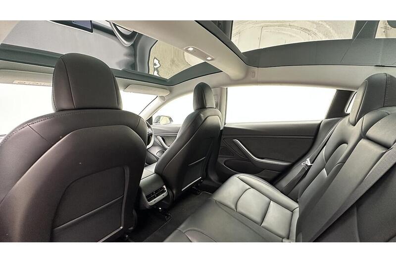 Used Tesla Model 3 2019 for sale - 76784602: Photo 25