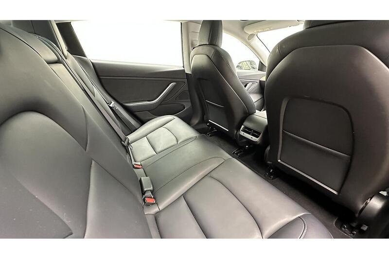 Used Tesla Model 3 2019 for sale - 76784602: Photo 28